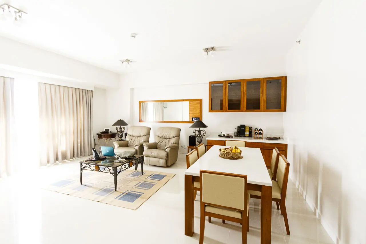 Condo for Sale in Marco Polo