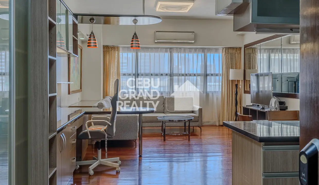 RCAV9 3 Bedroom Condo for Rent in Avalon Condominium - Cebu Grand Realty 2