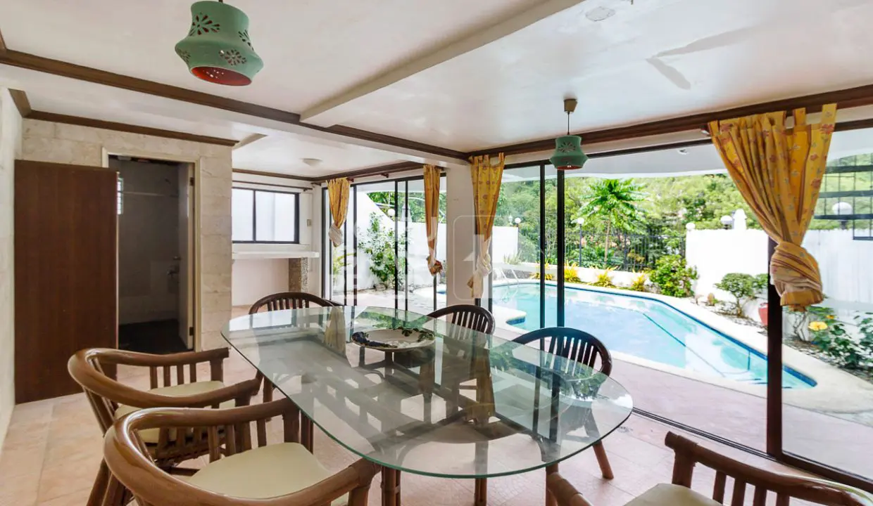 RHML6 4 Bedroom House for Rent in Maria Luisa Park - 7