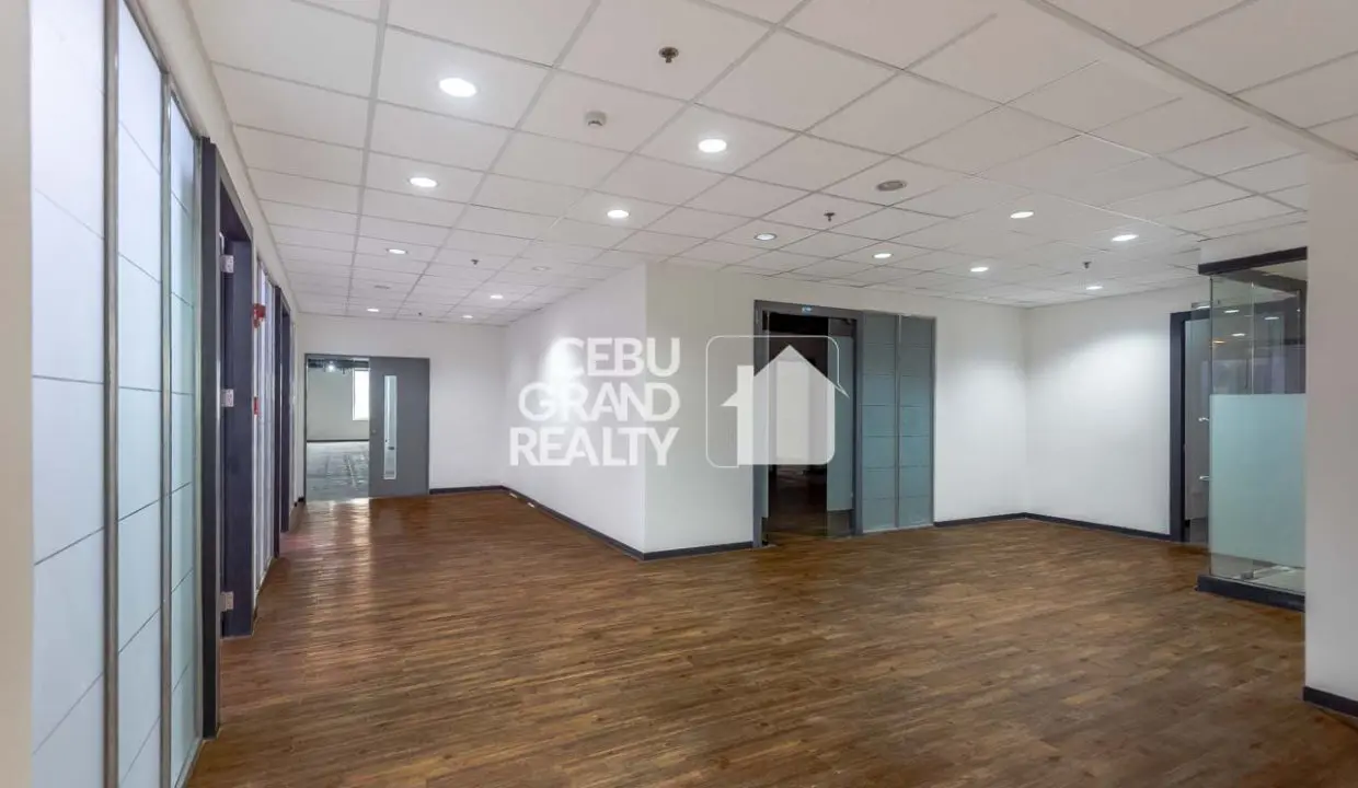 RCPLT1 538 SqM Office for Rent in Cebu IT Park Cebu City - 1