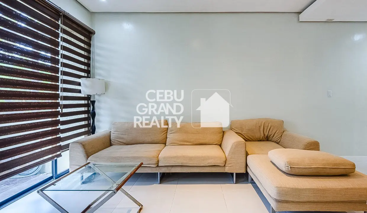 RHTTR4 Spacious Townhouse with Lush Greenery Views in Talamban - Cebu Grand Realty (4)