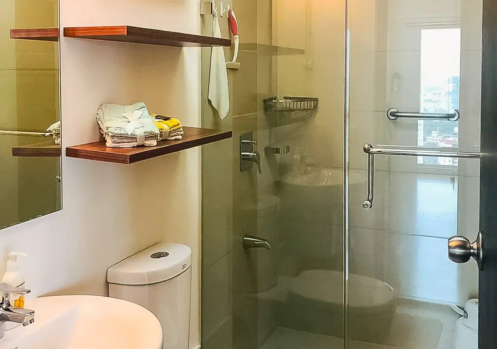 RCS49 Furnished 2 Bedroom Condo for Rent in Solinea Tower 2 - 9