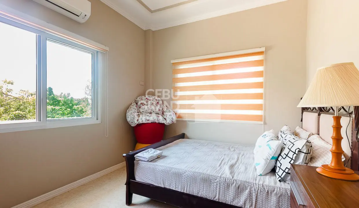 SRBMLL1 Spacious Modern Style House and Office for Sale in Marigondon Lapu-Lapu - 14