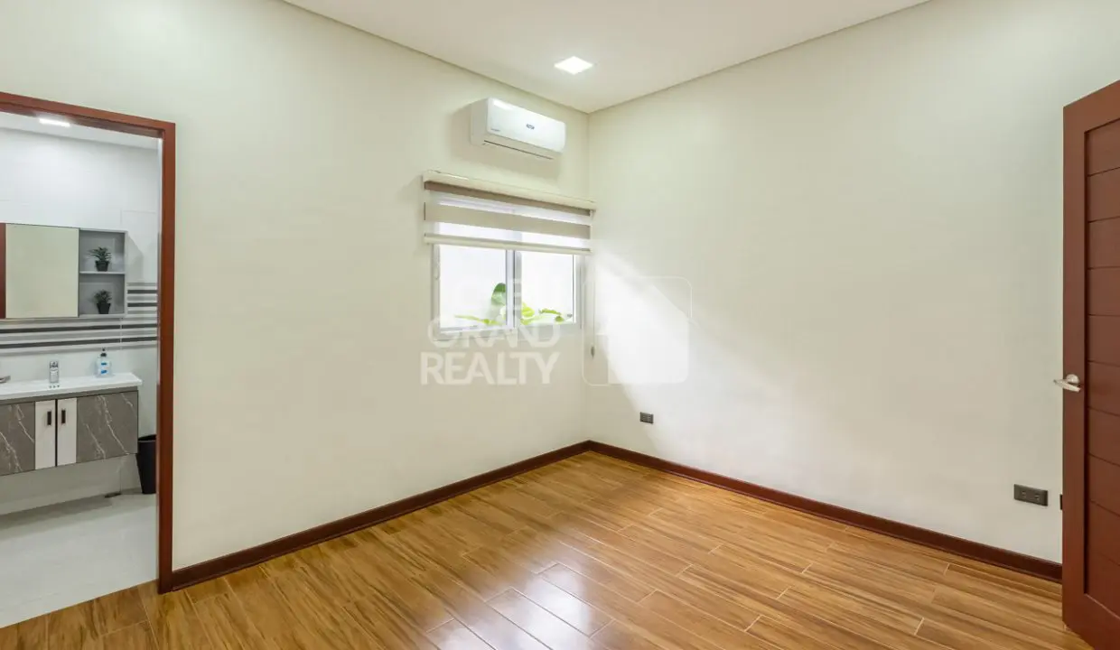 SRBSN3 Modern 3 Bedroom House for Sale in Banilad - 10