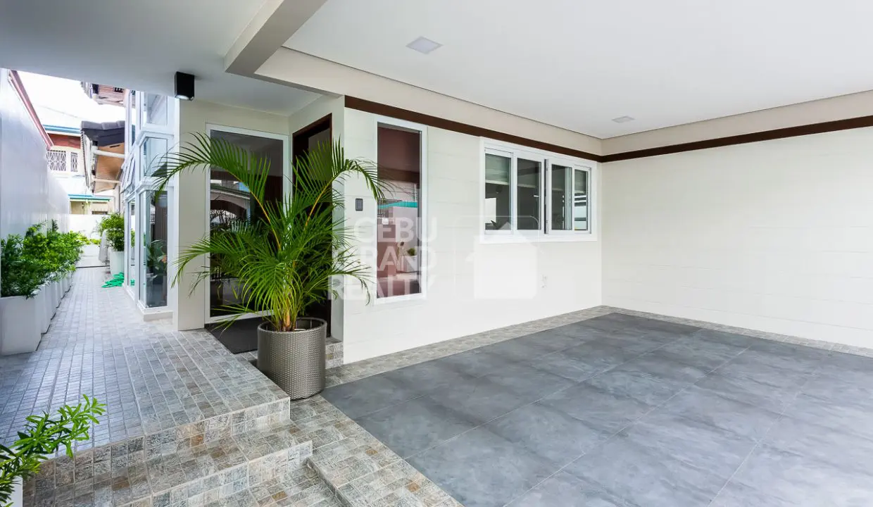 SRBSN3 Modern 3 Bedroom House for Sale in Banilad - 2