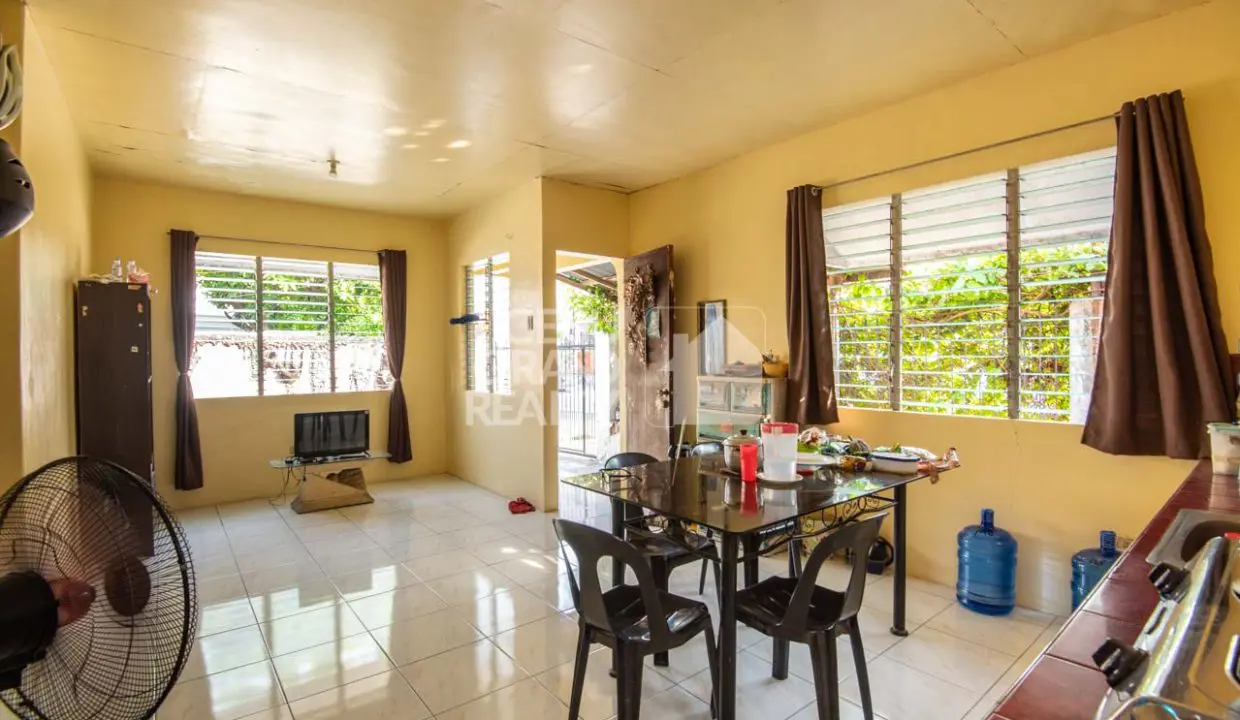 SRBDRV1 4 Bedroom House for Sale in Dona Rosario Village - 9