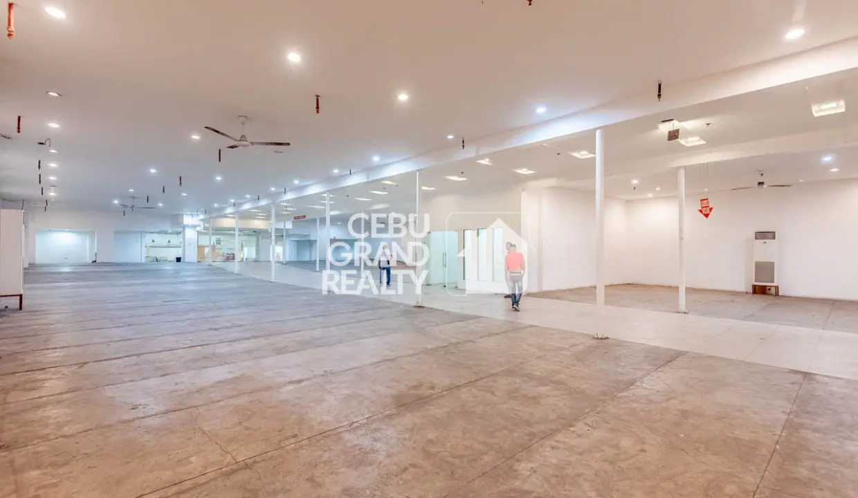 RCPTE1 501 SqM Retail Space for Rent in Cebu City - 6