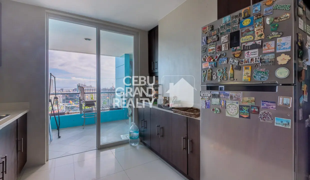 SRBPPC9 - Well-Designed Condo with Stylish Décor & Open Spaces in Cebu - Cebu Grand Realty (10)