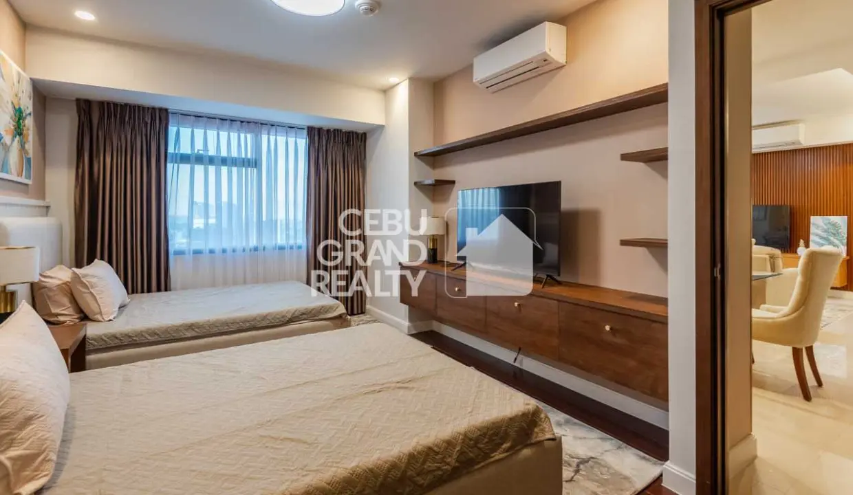 SRBAL10 Furnished 2 Bedroom Corner Unit for Sale in The Alcoves - 16