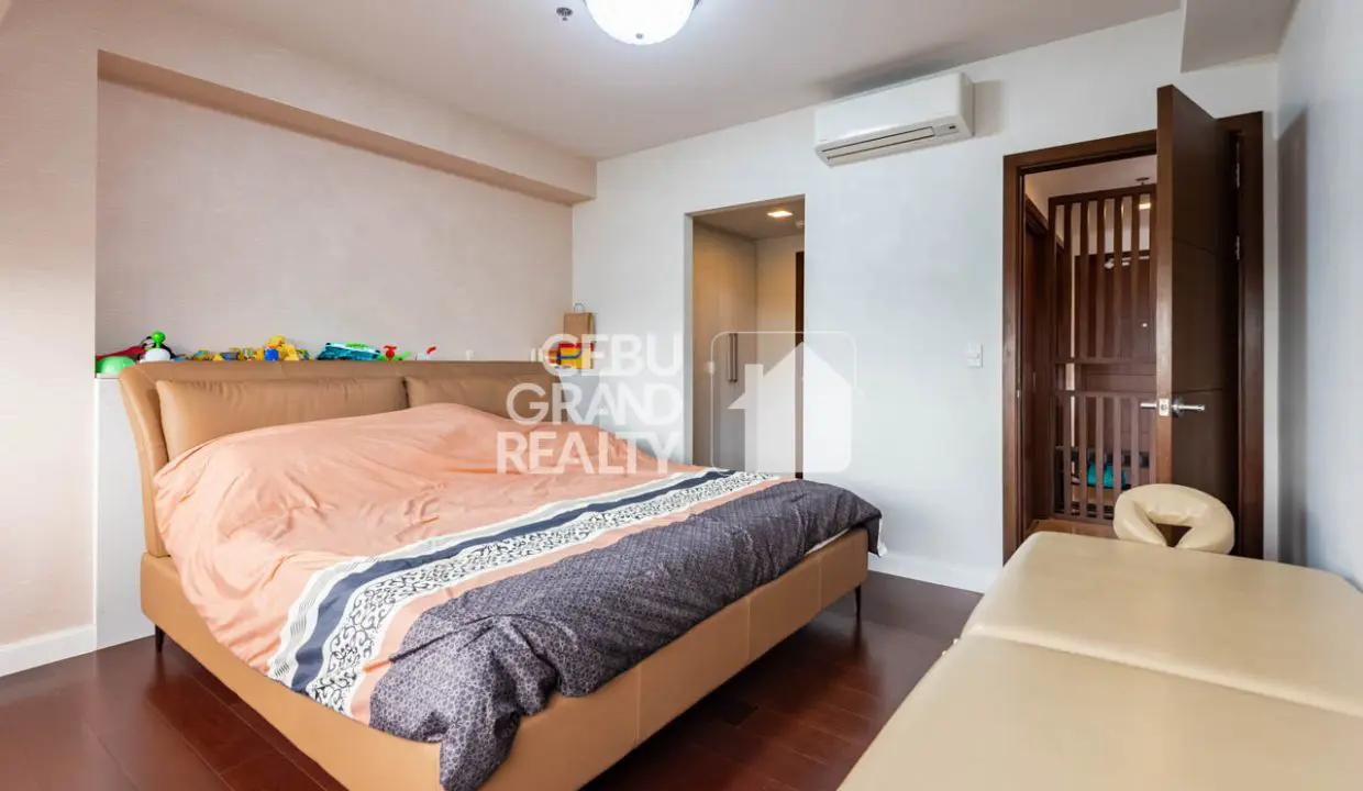 SRBAL12 2 Bedroom Condo for Sale in The Alcoves - 9