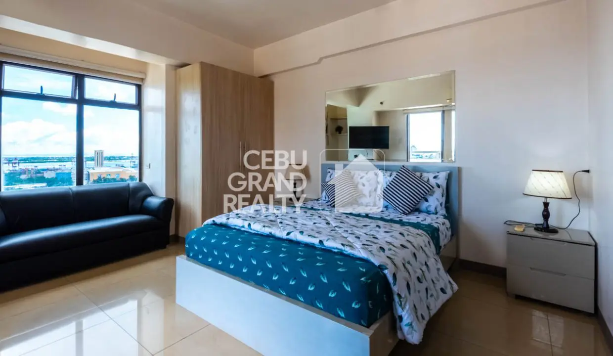 RCMGF4 Spacious Studio for Rent in Mabolo - 2