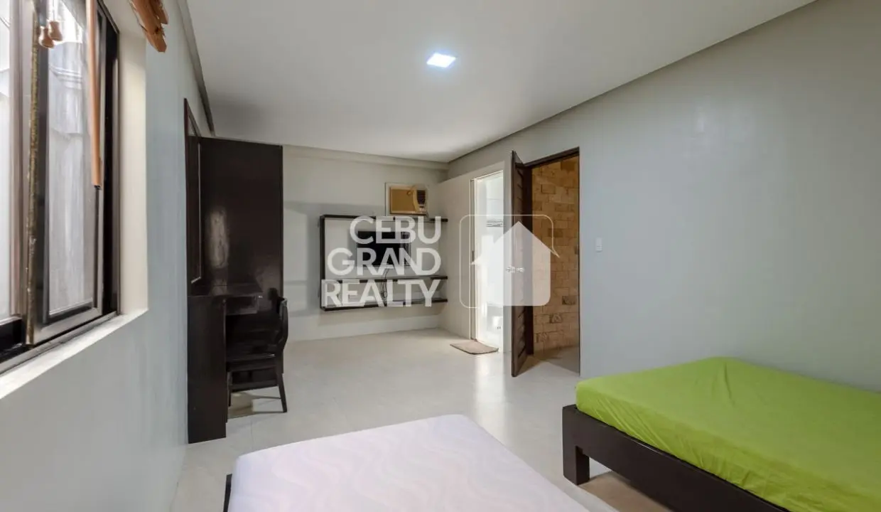 RHCV10 Furnished 4 Bedroom House for Rent in Mabolo - 11