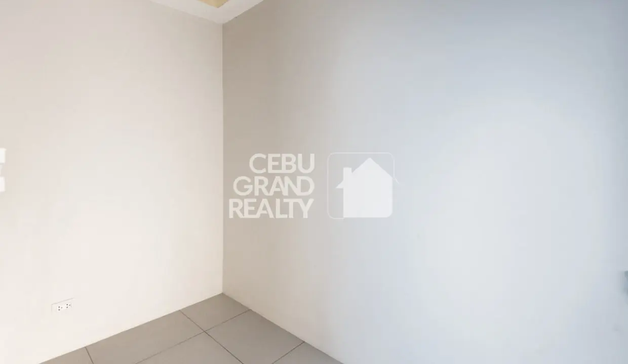 SRBENB5 Furnished 2 Bedroom with Balcony for Sale in Mactan Lapu-Lapu - 11