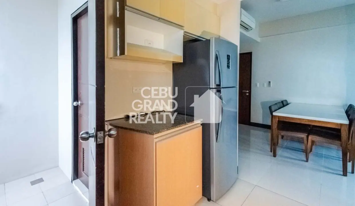 SRBENB5 Furnished 2 Bedroom with Balcony for Sale in Mactan Lapu-Lapu - 5