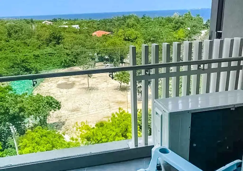 SRBTSS4 Studio Unit with Balcony for Sale in Tambuli Mactan - 4