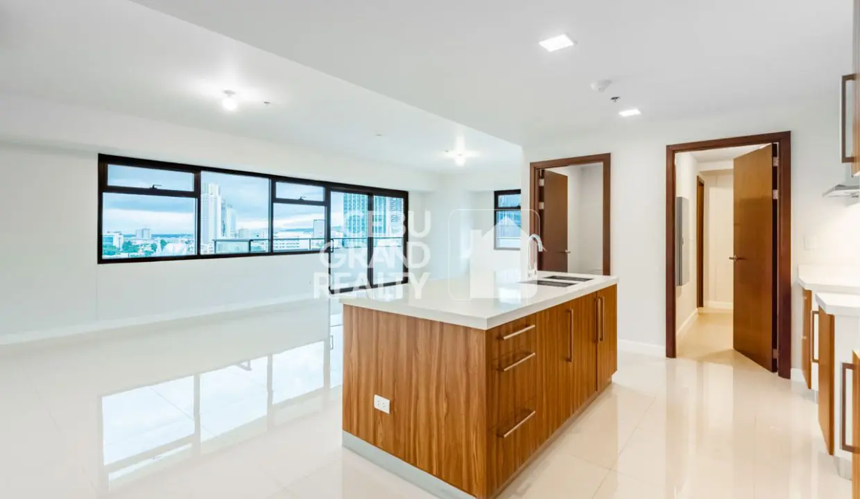 SRBAL14 Brand New 2 Bedroom Corner Unit for Sale in The Alcoves - 1