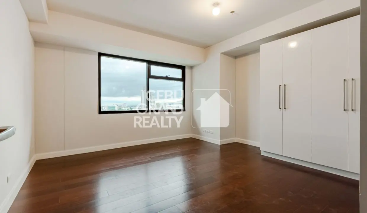 SRBAL14 Brand New 2 Bedroom Corner Unit for Sale in The Alcoves - 7