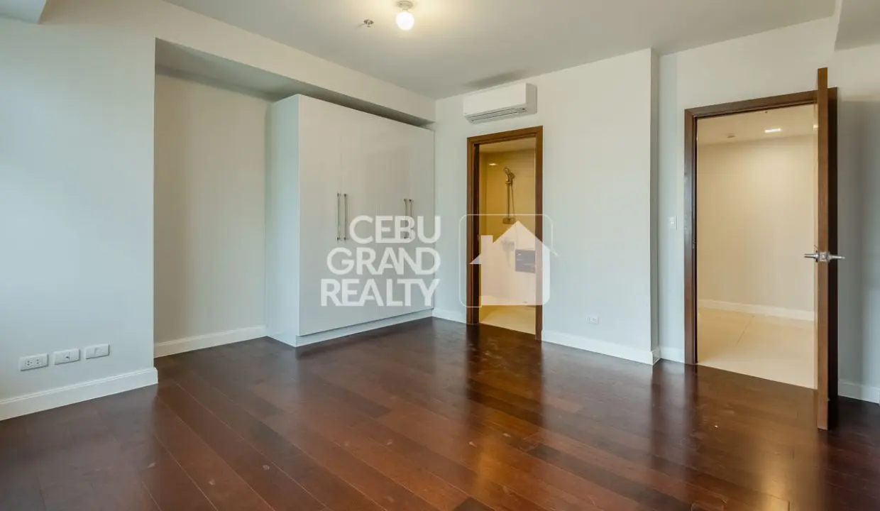 SRBAL14 Brand New 2 Bedroom Corner Unit for Sale in The Alcoves - 8