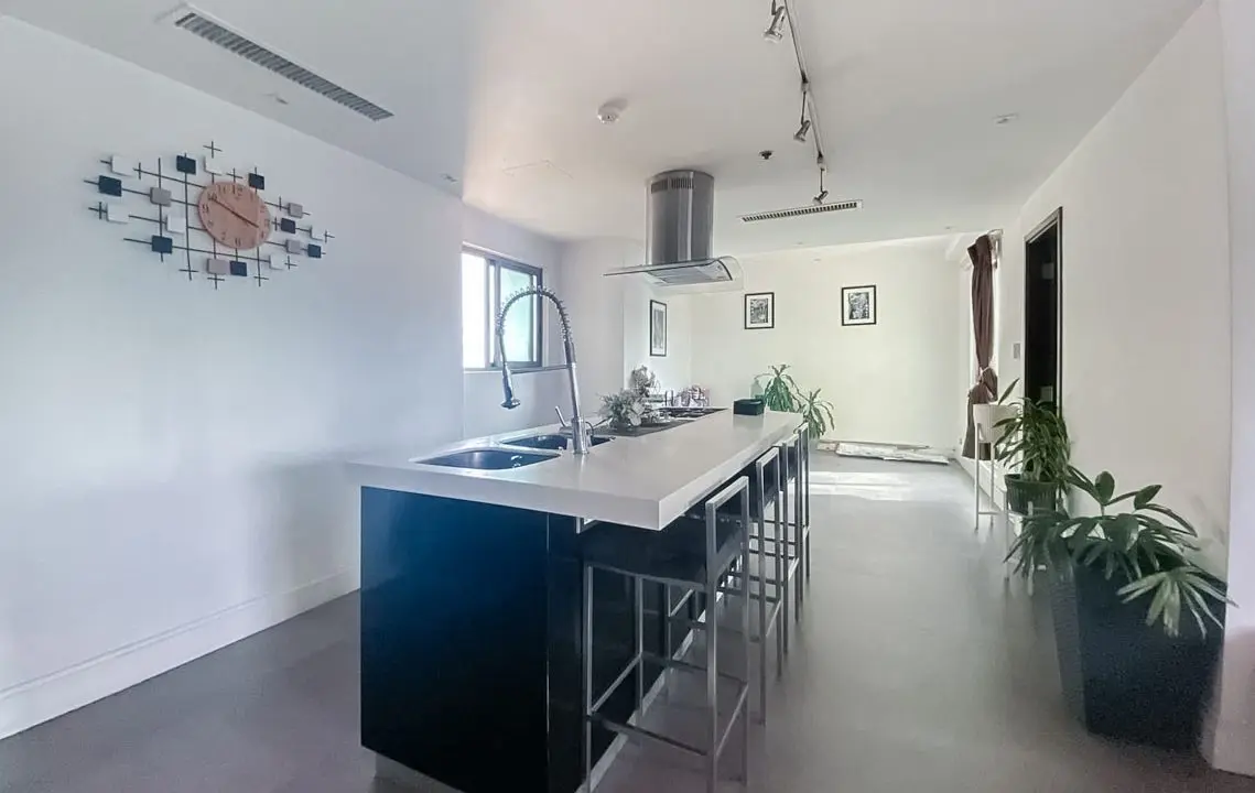 SRBCL14 Furnished 3 Bedroom Penthouse for Sale in Citylights Gardens - 6