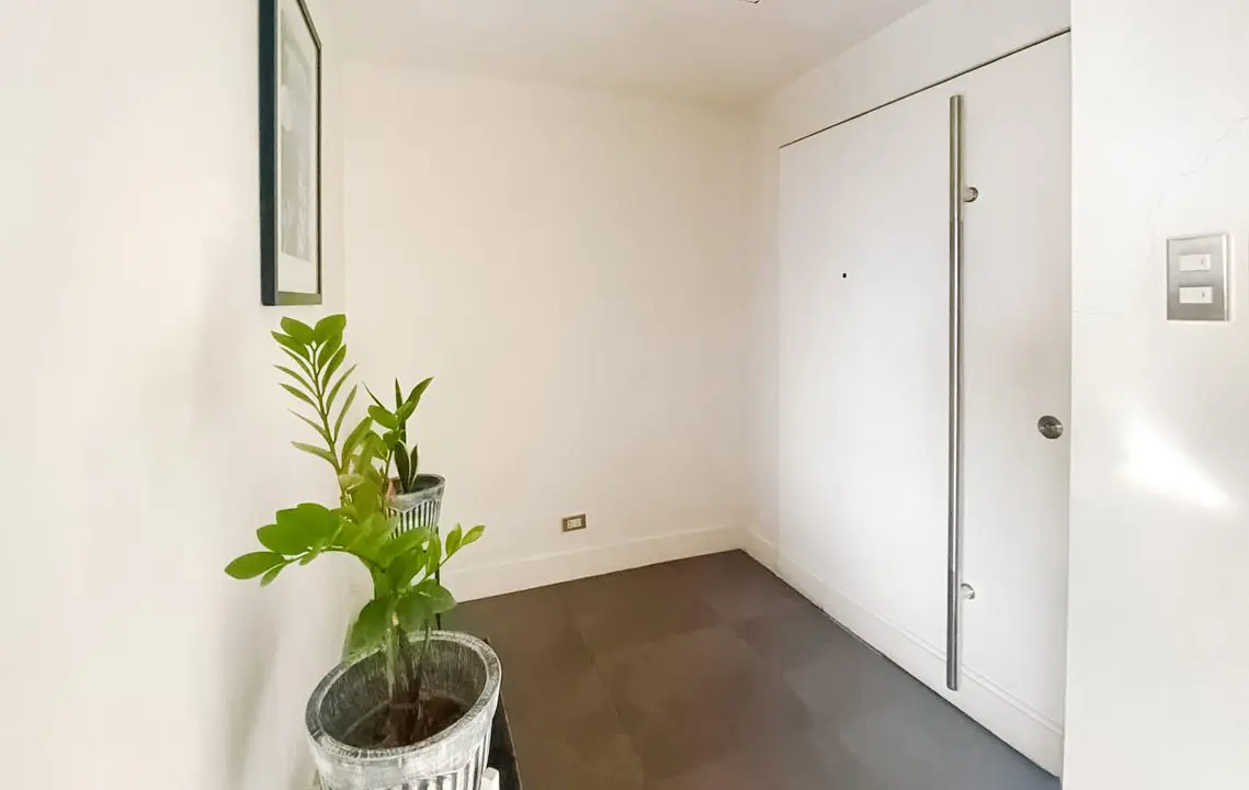 SRBCL14 Furnished 3 Bedroom Penthouse for Sale in Citylights Gardens - 8