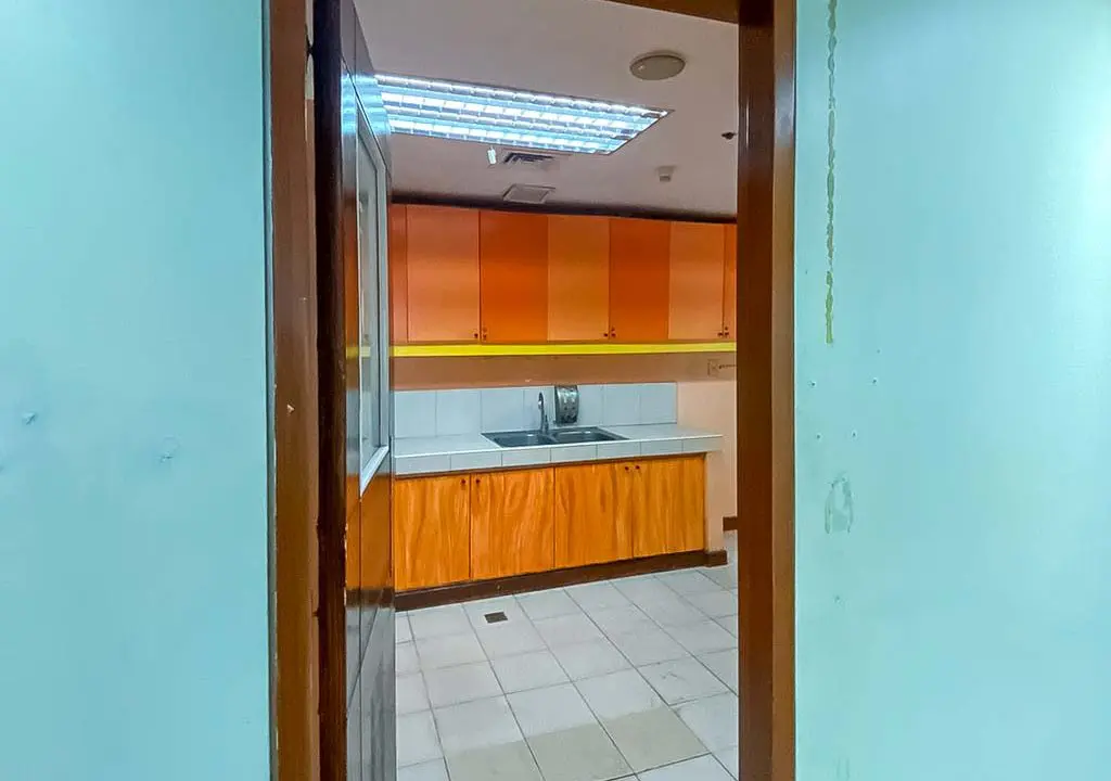 RCPKT1 308 SqM Office for Rent in Cebu Business Park - 6