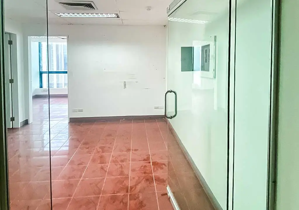 RCPKT2 122 SqM Office for Rent in Cebu Business Park - 3