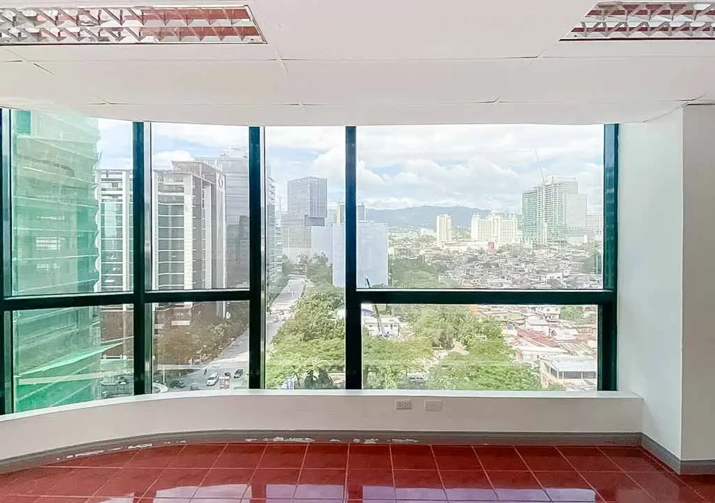 RCPKT2 122 SqM Office for Rent in Cebu Business Park - 9