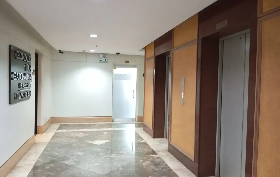 RCPKT4 99 SqM Office for Rent in Cebu Business Park - 12