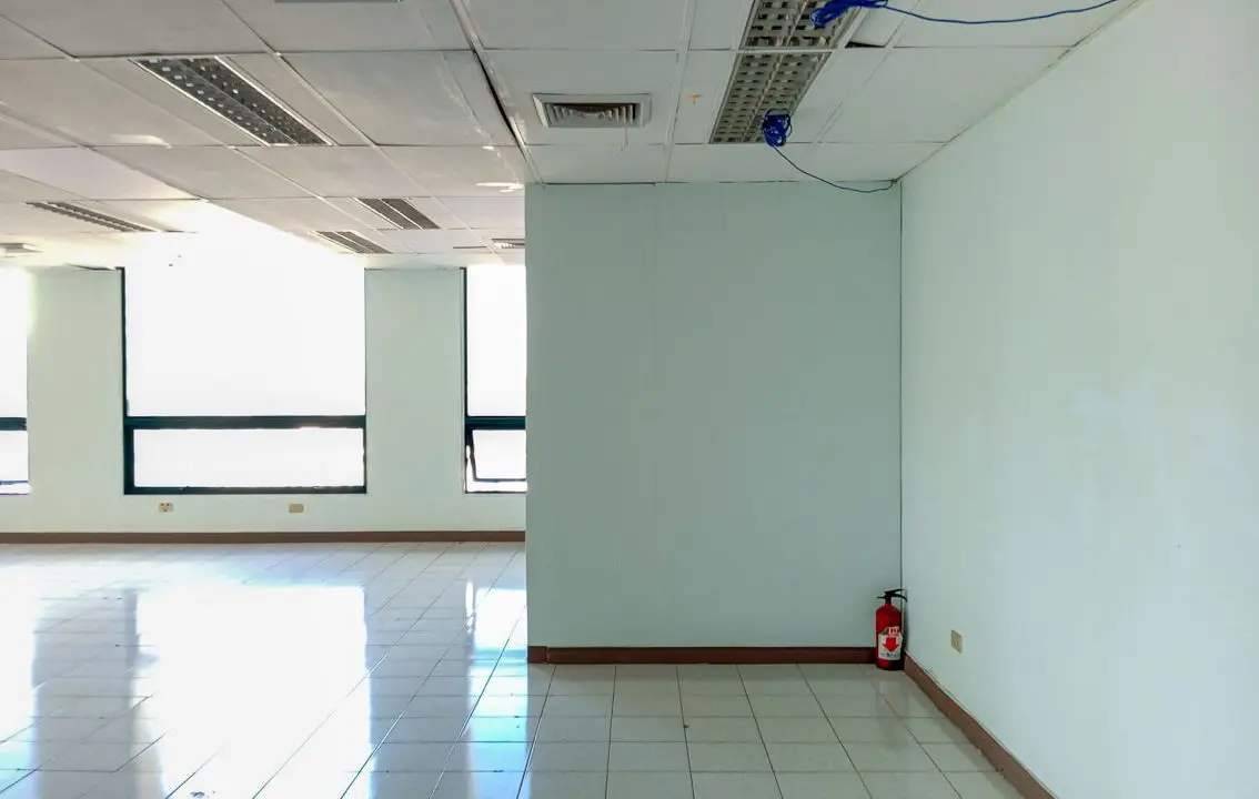 RCPKT7 137 SqM Office for Rent in Cebu Business Park - 5