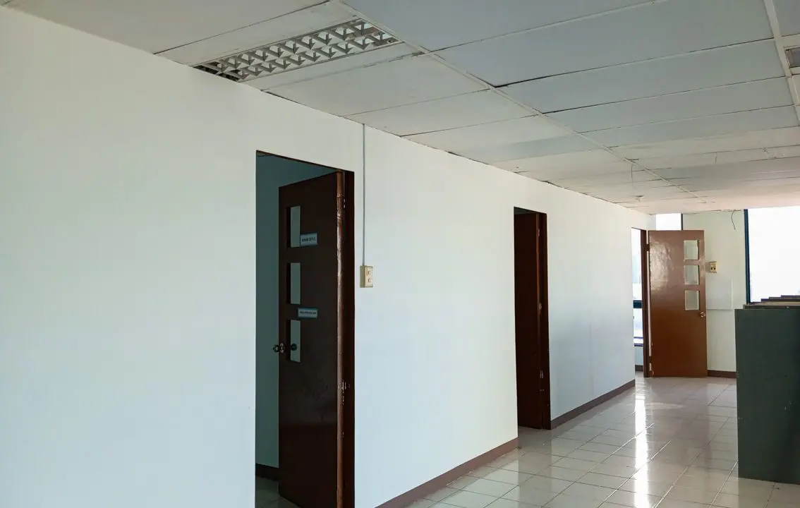 RCPKT7 137 SqM Office for Rent in Cebu Business Park - 6