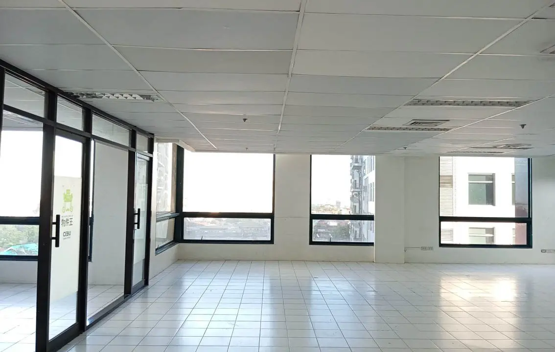 RCPKT9 206 SqM Office for Rent in Cebu Business Park - 2