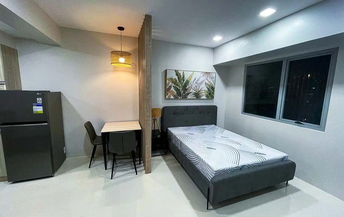 RCTEG1 Furnished Studio for Rent in Cebu Business Park - Cebu Grand Realty (2)