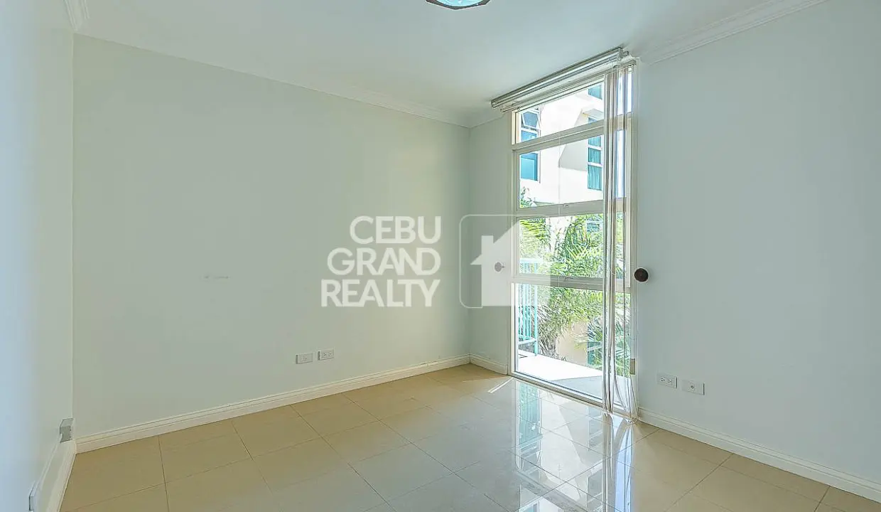 SRBCL17 Unfurnished 3 Bedroom Condo for Sale in Citylights Gardens - Cebu Grand Realty (8)