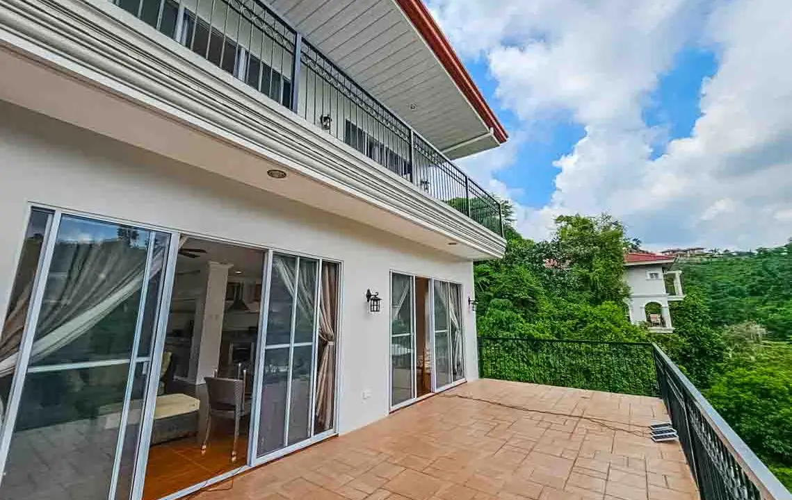 SRBM97 - 4 Bedroom House for Sale in Maria Luisa Estate Park (25)