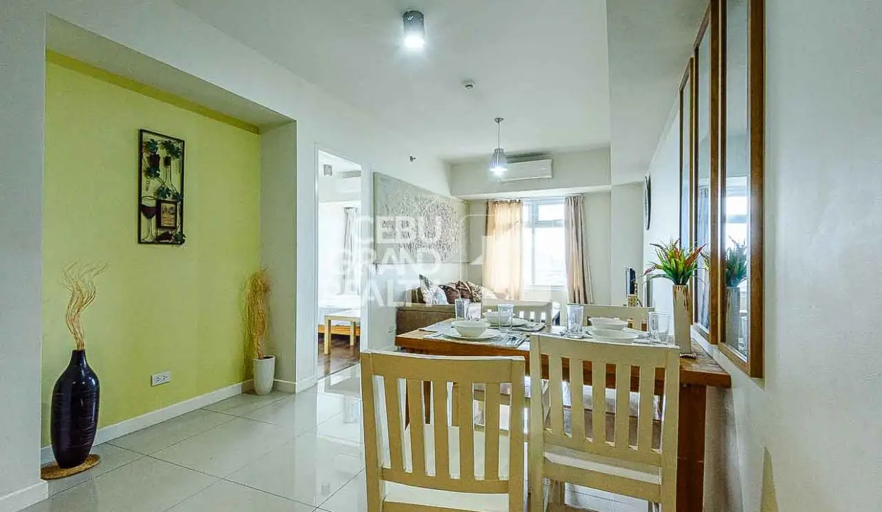 RCSP1 Cozy Modern Condo with Stunning City Views in Sedona Parc - Cebu Grand Realty (2)