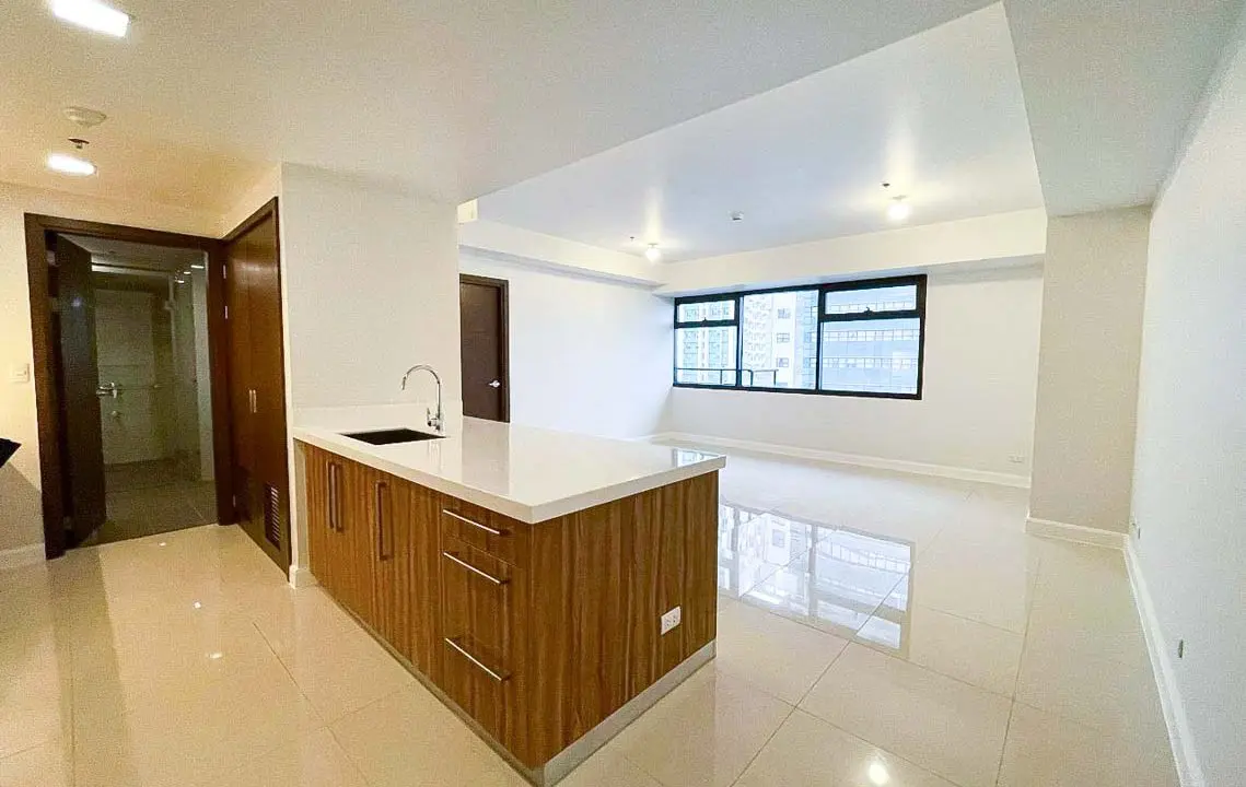 SRBAL17 - Brand New 1 Bedroom Condo for Sale in Alcoves - Cebu Grand Realty (2)