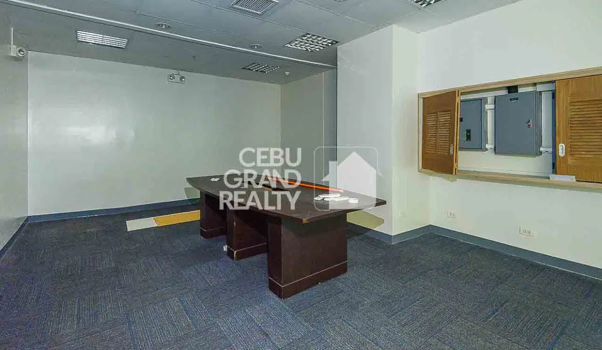 RCPTGU4 374 SqM Office for Rent in Cebu IT Park - Cebu Grand Realty (5)