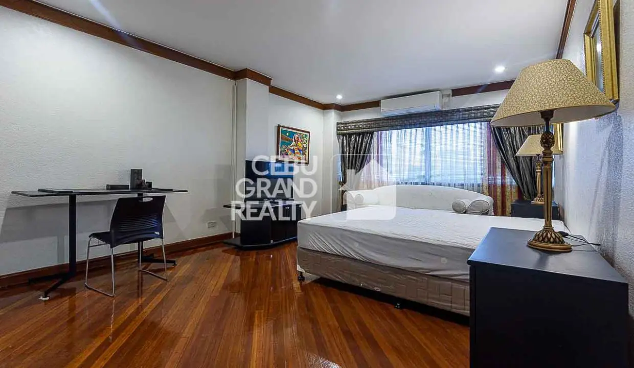 RCREC9 Stylish 2br Condo for Rent in Cebu with Prime Location - Cebu Grand Realty (7)