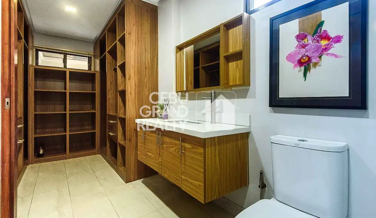 RHML112 Luxurious 3 Bedroom House for Sale in Maria Luisa Park - Cebu Grand Realty (17)