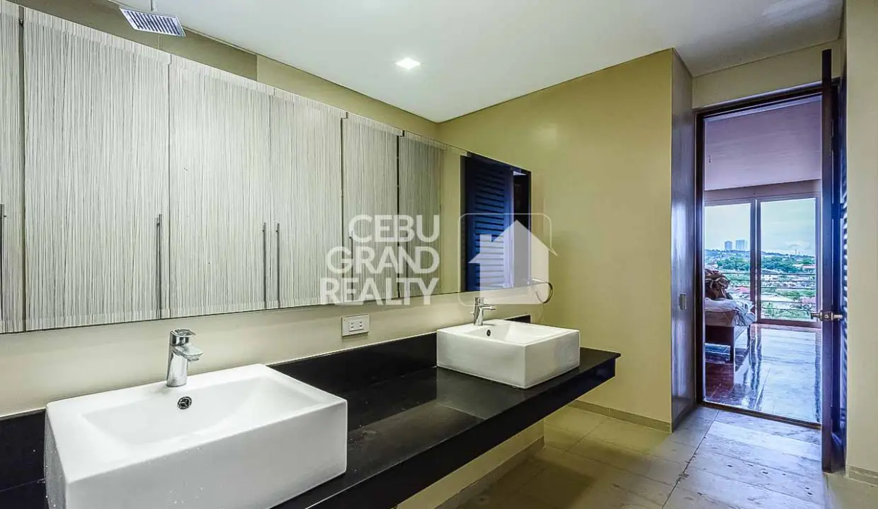 RHPB3 Exquisite Modern 3br House for Rent w Panoramic Views - Cebu Grand Realty (17)