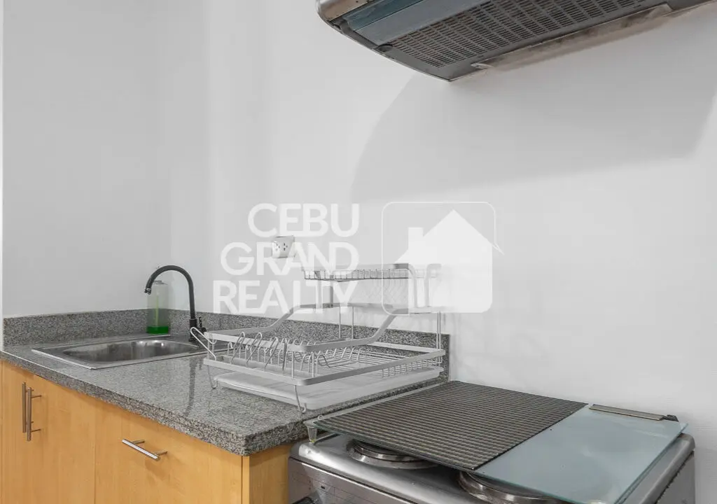 SRBMGR2 Tranquil Condo with a Balcony at Mivesa Garden Residences - Cebu Grand Realty 5