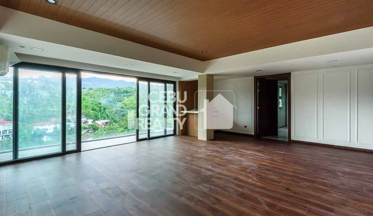 SRBML99 Luxurious Modern Home with Breathtaking Views In Maria Luisa Estate Park - Cebu Grand Realty (10)