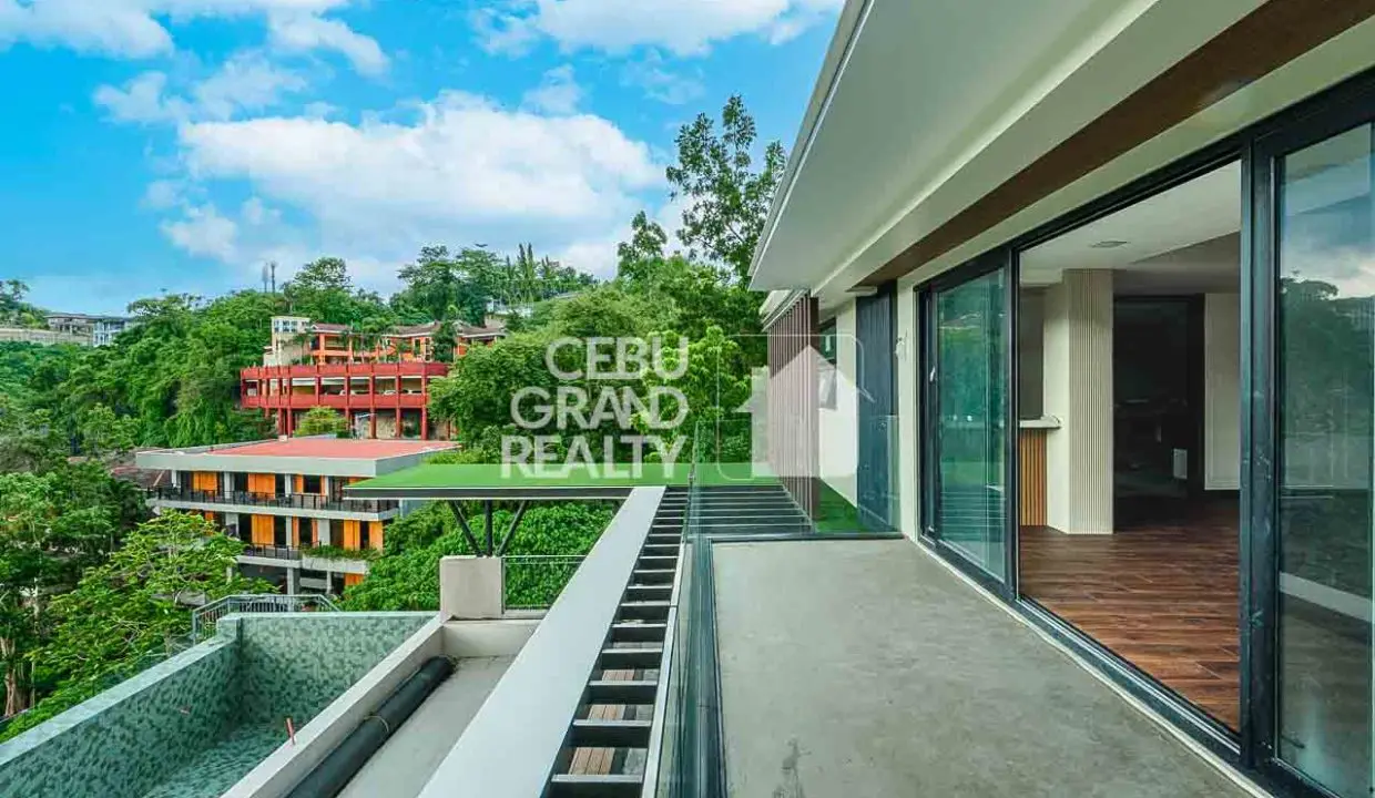 SRBML99 Luxurious Modern Home with Breathtaking Views In Maria Luisa Estate Park - Cebu Grand Realty (11)