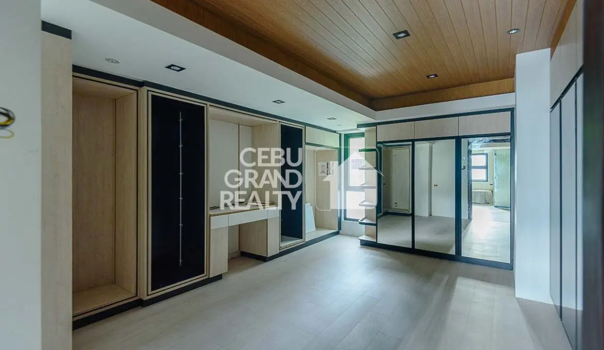 SRBML99 Luxurious Modern Home with Breathtaking Views In Maria Luisa Estate Park - Cebu Grand Realty (4)