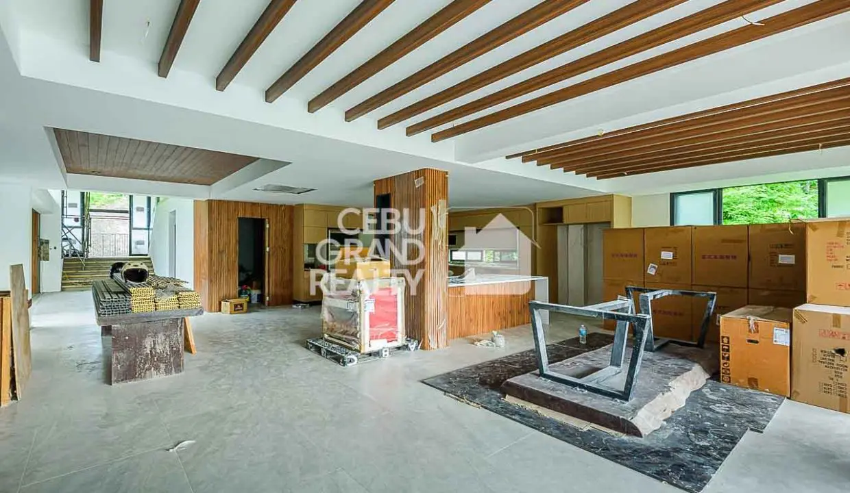 SRBML99 Luxurious Modern Home with Breathtaking Views In Maria Luisa Estate Park - Cebu Grand Realty (7)