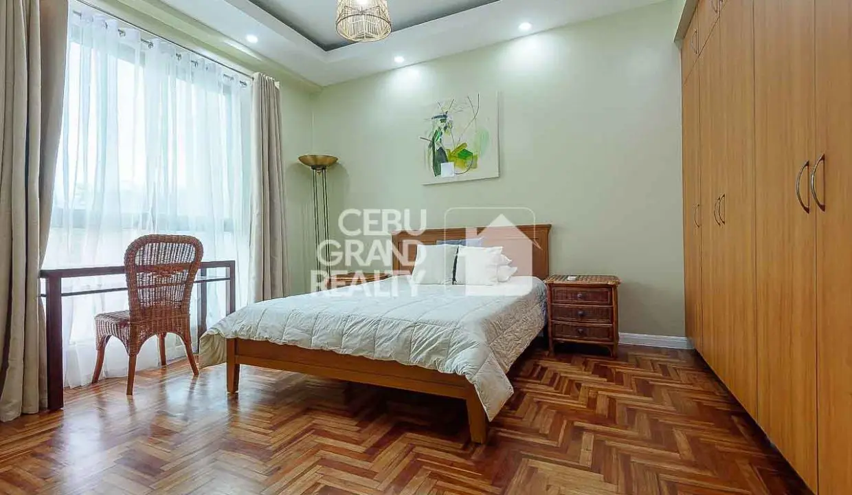 RCCL34 Elegant Condo with Spacious Living and Dining Area in Citylights Gardens - Cebu Grand Realty (7)