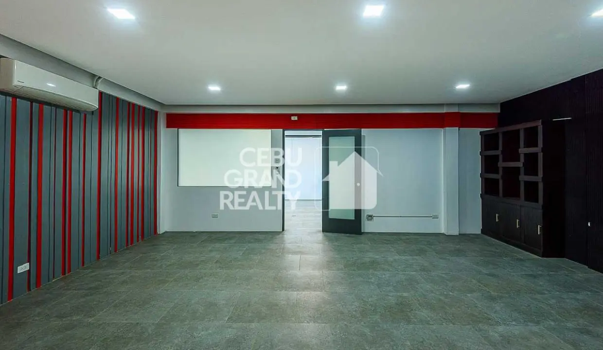 RCPAL2 Modern 68 SqM Professional Office Space near Ayala - Cebu Grand Realty (6)