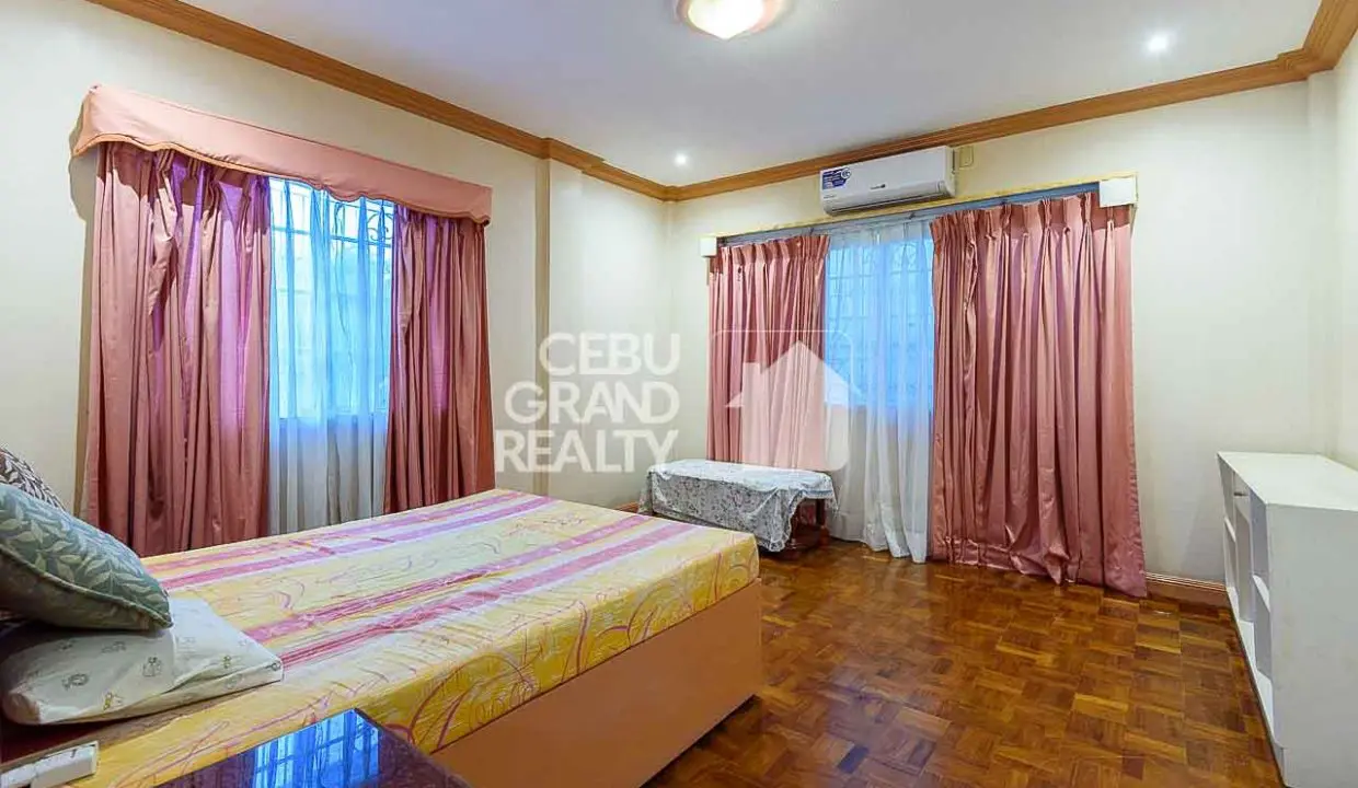 SRBML100 Exquisite Family House in with Timeless Design in Maria Luisa Estate Park - Cebu Grand Realty (10)