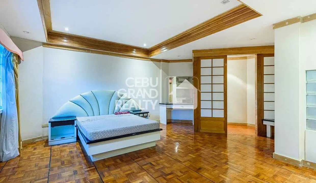 SRBML100 Exquisite Family House in with Timeless Design in Maria Luisa Estate Park - Cebu Grand Realty (12)