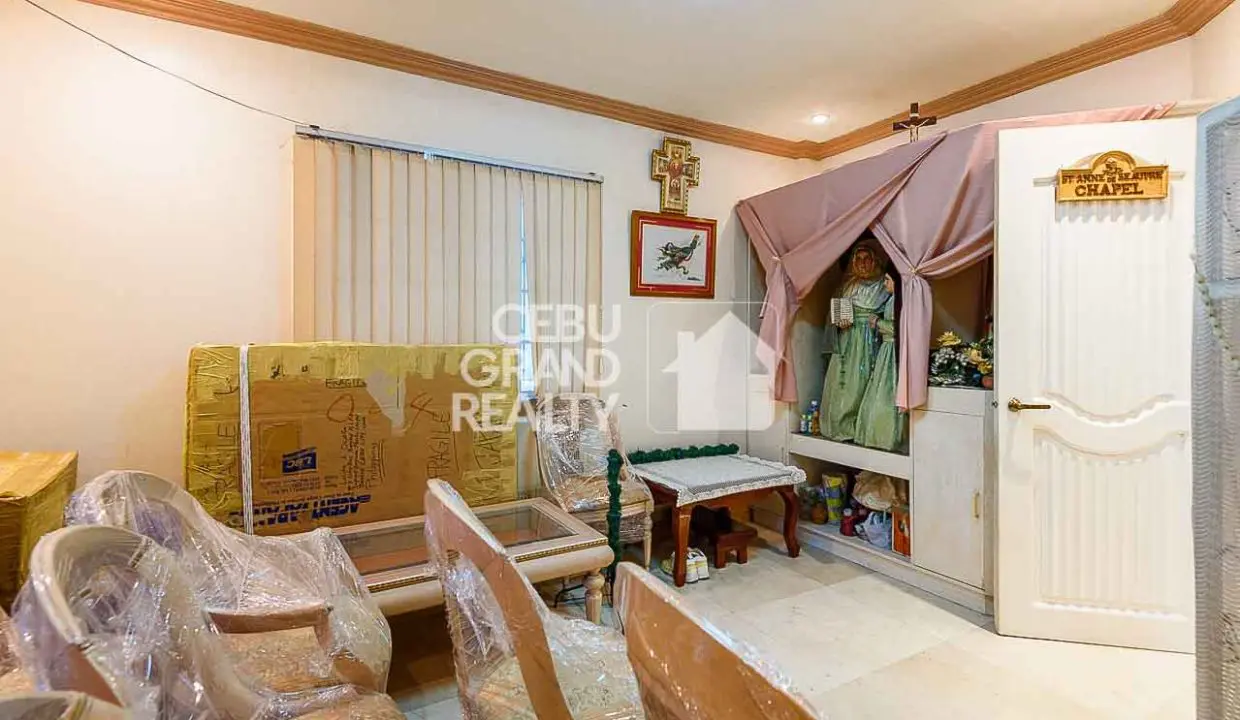 SRBML100 Exquisite Family House in with Timeless Design in Maria Luisa Estate Park - Cebu Grand Realty (7)